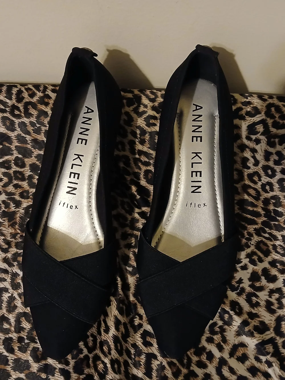 Anne Klein Black Pointed Toe Flats